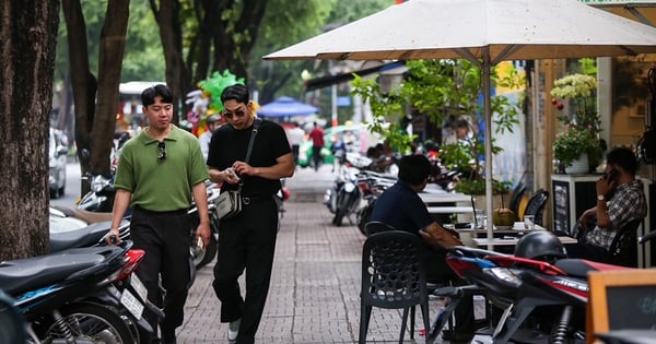 Ho Chi Minh City officially tightens management of sidewalks and roads