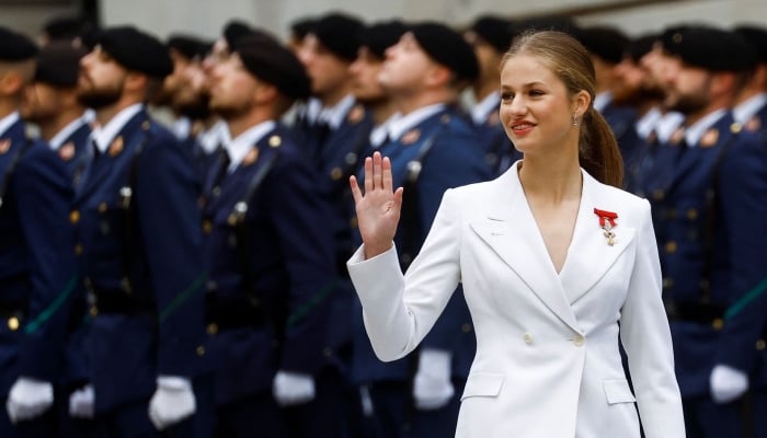 Испанская принцесса поддержала монархию в свой 18-й день рождения