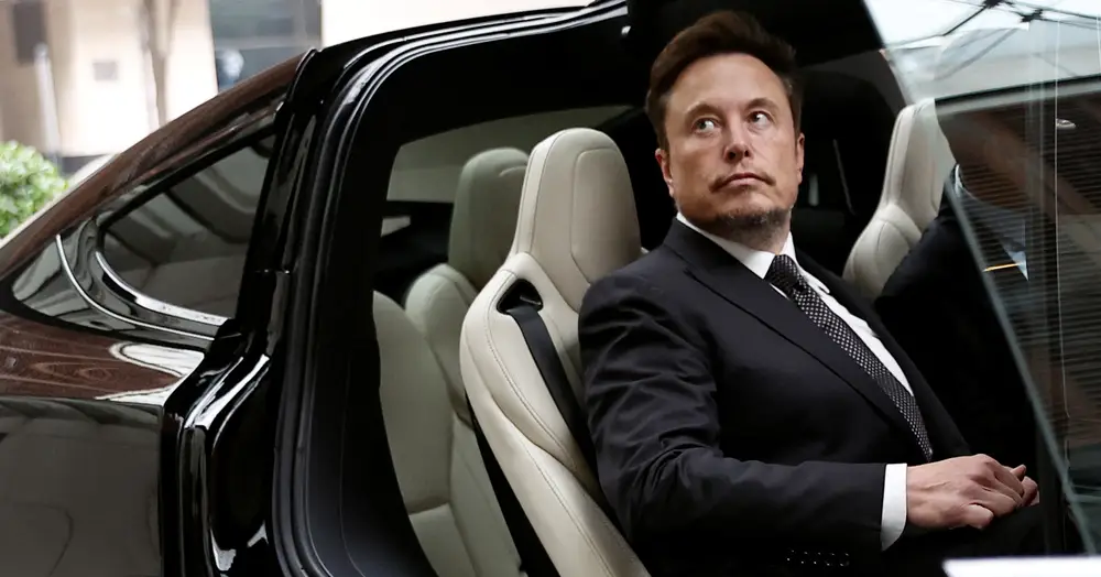 Elon Musk dévoilera un robotaxi le 8 août