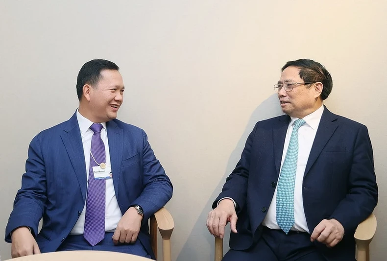 [Foto] Destacadas actividades del Primer Ministro Pham Minh Chinh en Davos, Suiza foto 3