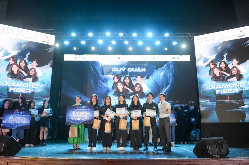 Chung kết Cuộc thi Economist Up - Hành trình Hội nhập 2023