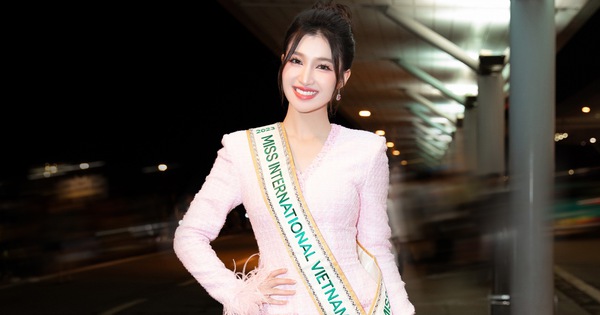 La subcampeona Phuong Nhi, camino a competir en Miss Internacional 2023, llama la atención al llevar un equipaje de 2 metros de largo.