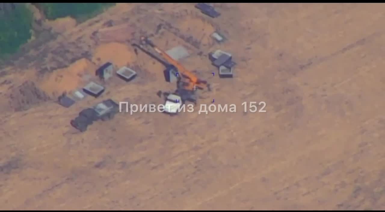Welt – MiG-31 hebt ab, russische Überschallrakete Dolch zerstört strategischen Stützpunkt der Ukraine (Bild 2).