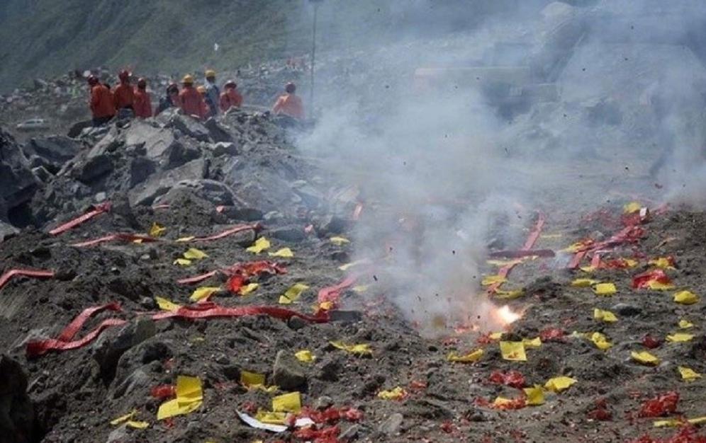 Mines terrestres dans la province de Tu Xuyen, Chine, 14 personnes ont été tuées et 5 personnes sont portées disparues, photo 1