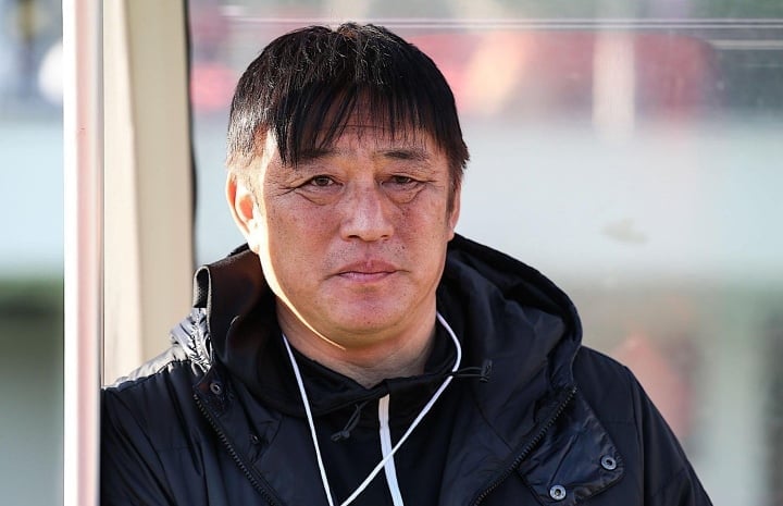 Coach Ichiro Otsuka.