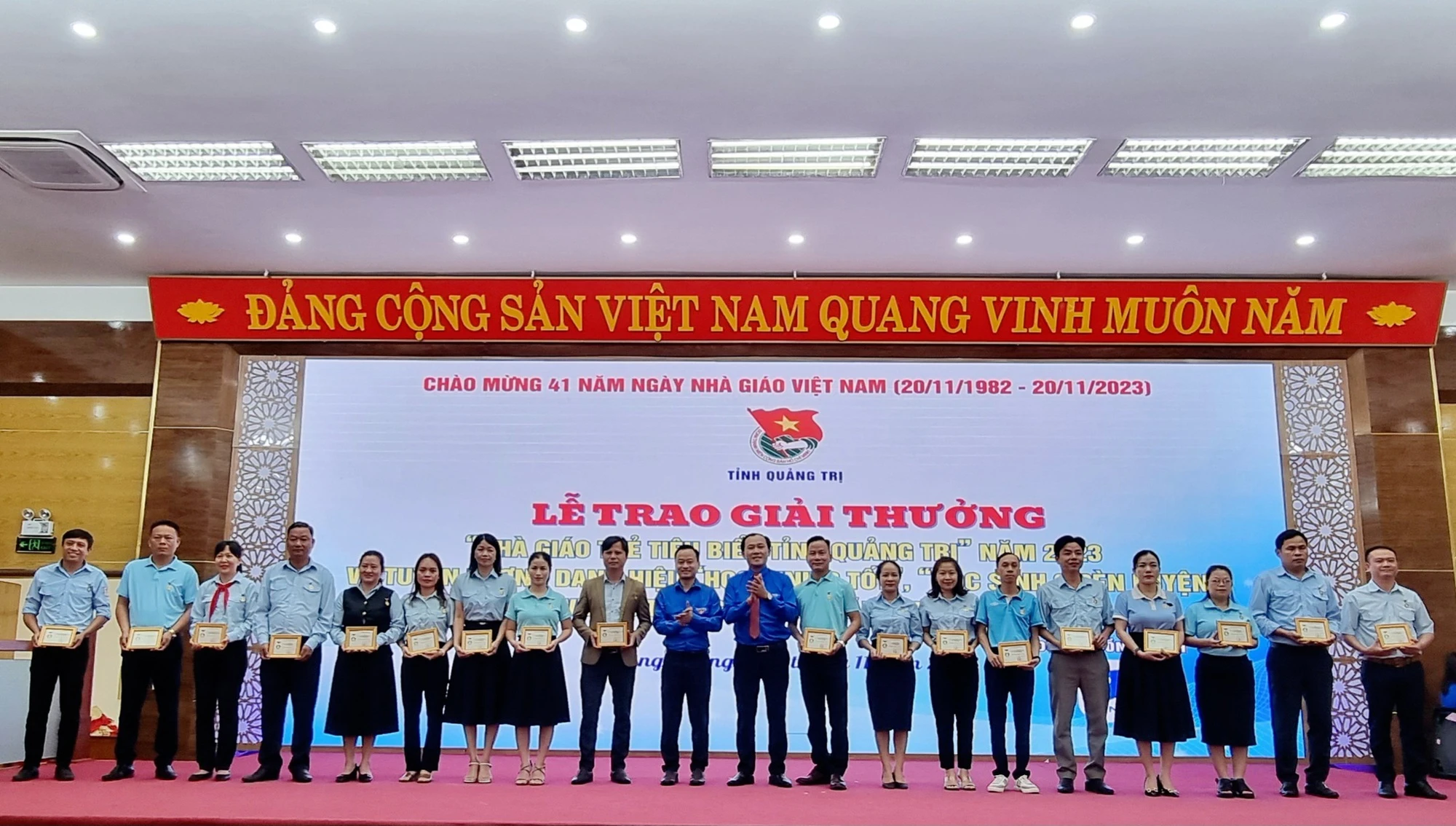 Vinh danh những nhà giáo trẻ tiêu biểu của Quảng Trị - Ảnh 2.