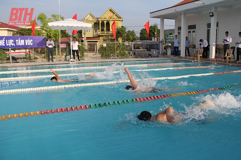 Casi 200 atletas compiten en el Torneo Provincial de Natación y Saltos 2023