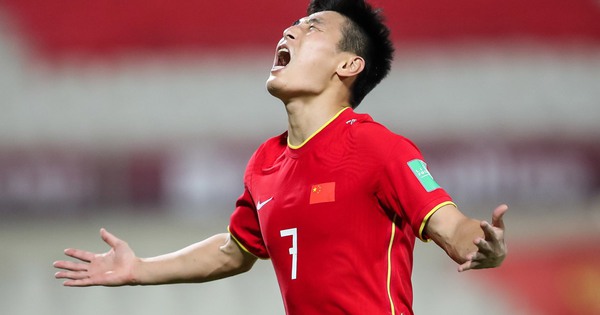 Scoring the net of Vietnam team, former La Liga star makes history in Chinese football