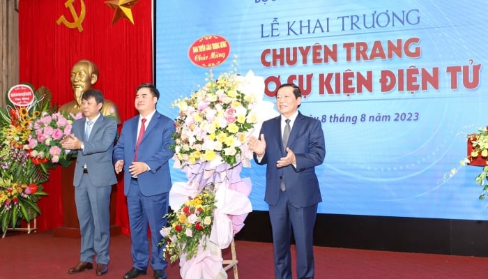 Tạp chí Cộng sản ra mắt Chuyên trang Hồ sơ sự kiện điện tử