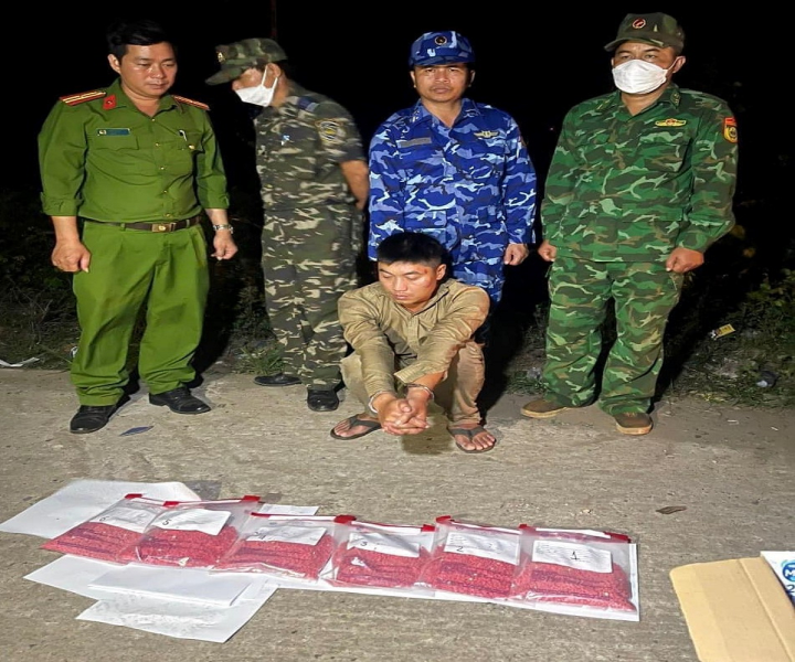 Detención de tres narcotraficantes en Thua Thien Hue - 2