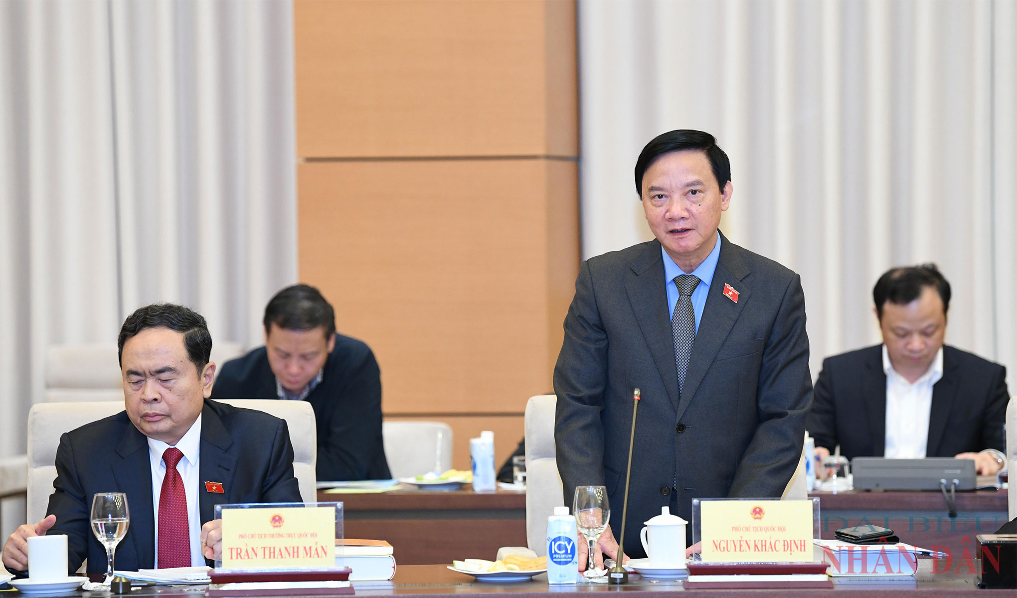 Vorsitzender der Nationalversammlung, Vuong Dinh Hue: Förderung der Demokratie und enge Koordinierung, damit jede Entscheidung der Nationalversammlung wirklich dem Land und dem Volk zugutekommt -0