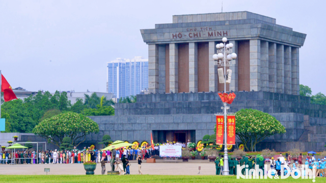 Promoting digital transformation in managing visitors to Uncle Ho's Mausoleum