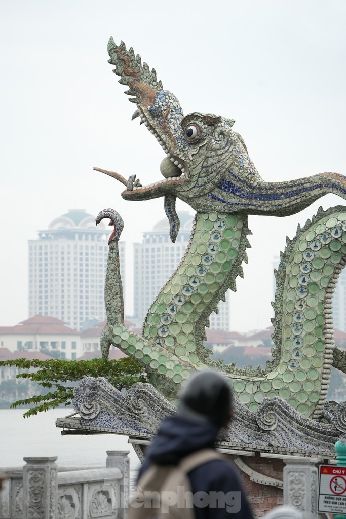 Little-known story about the pair of dragons erected in West Lake during the Ly Dynasty, photo 15