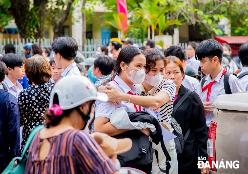 แบ่งปันกับหนังสือพิมพ์ดานัง นางสาวเหงียน ทิ ดี.ซี. สมมติ