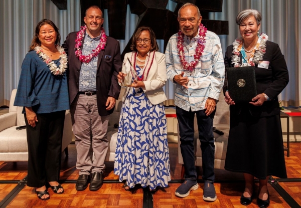 Une autre « première » pour le président des Îles Marshall