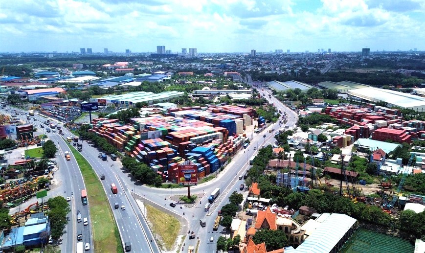 Vista aérea de la intersección que vale más de 1.800 mil millones de VND y conecta Binh Duong, Ciudad Ho Chi Minh y Dong Nai. Foto 6