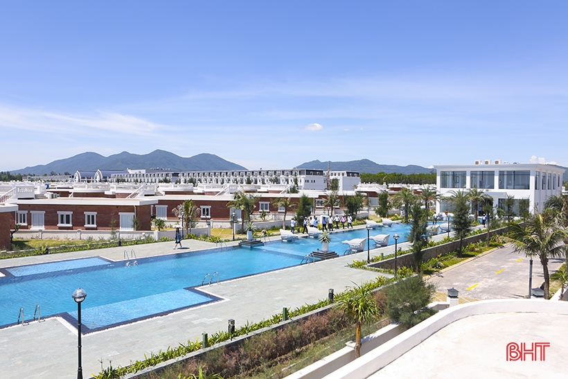 More modern accommodations at Ha Tinh beach