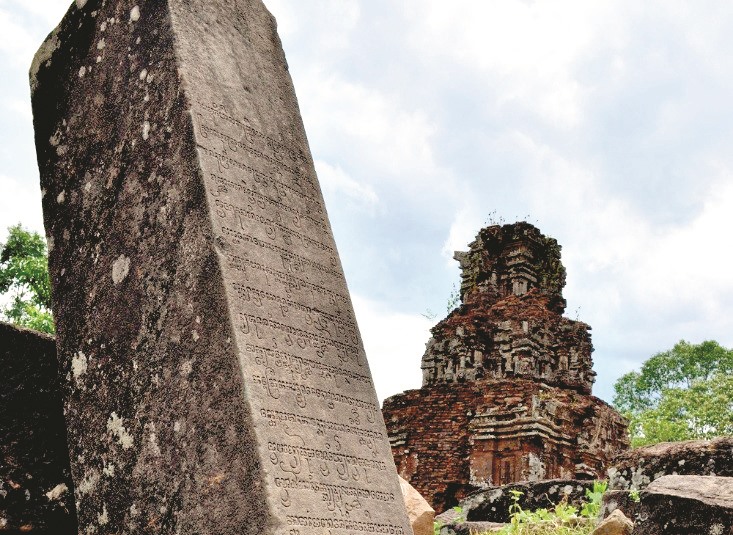 Stone pillars and steles with inscriptions at My Son relics.