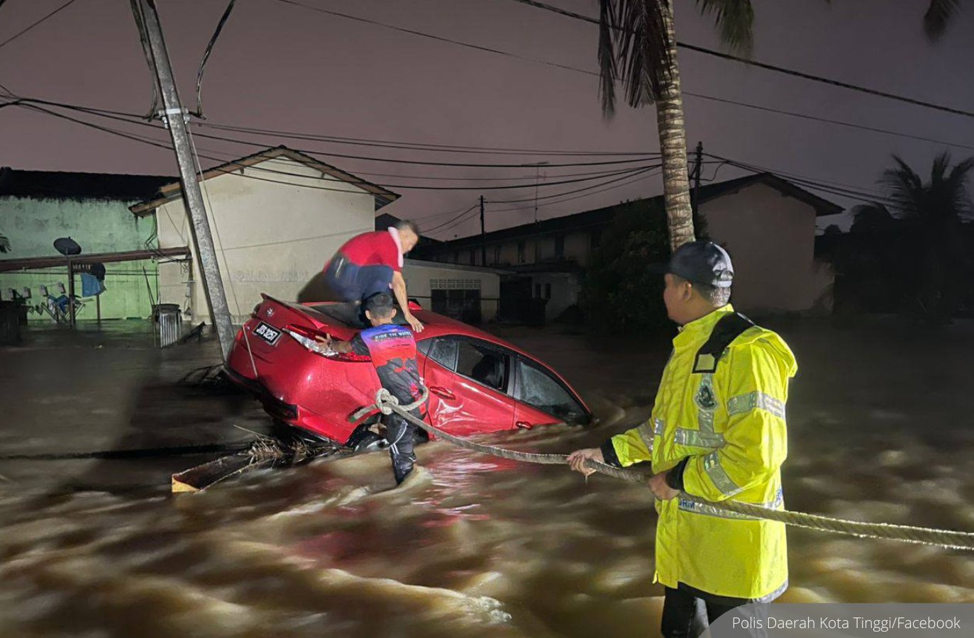 Inundaciones en Malasia obligan a evacuar a más de 3.000 personas