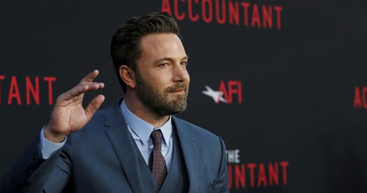 Giữa nạn cháy rừng, cảnh sát và FBI đến nhà Ben Affleck