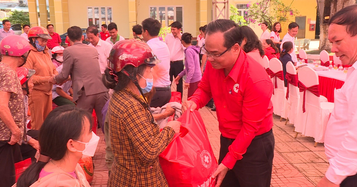 Zahlreiche Aktivitäten zur Unterstützung der Armen in Binh Phuoc