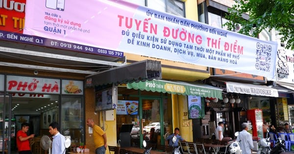 The first 11 roads in Ho Chi Minh City to apply sidewalk fees