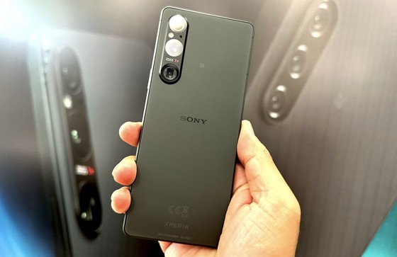 Sony Electronic Vietnam opens sales of Xperia 1V and Xperia 10V photo 2