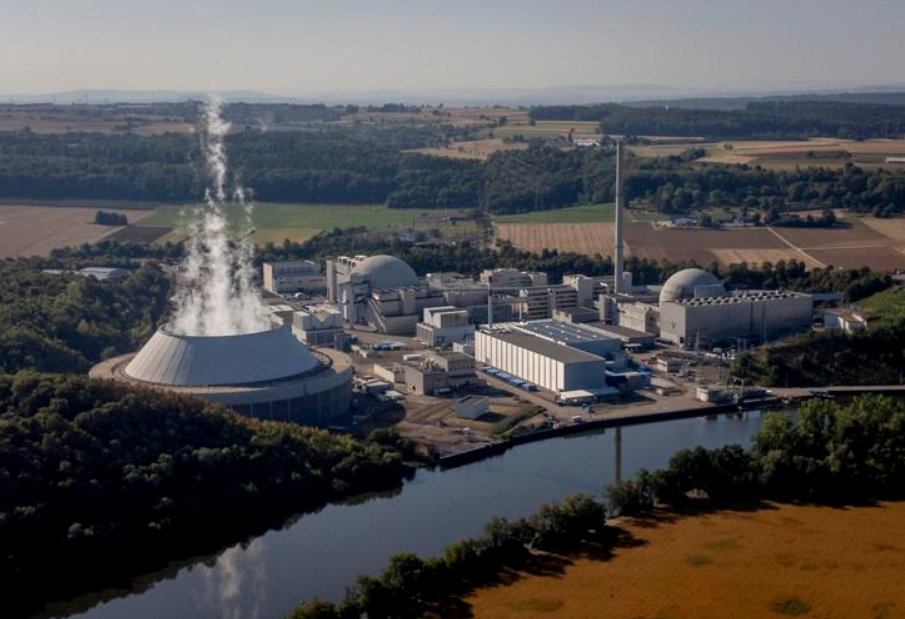 Mundo - Alemania dividida por el cierre de las últimas 3 centrales nucleares (Imagen 2).