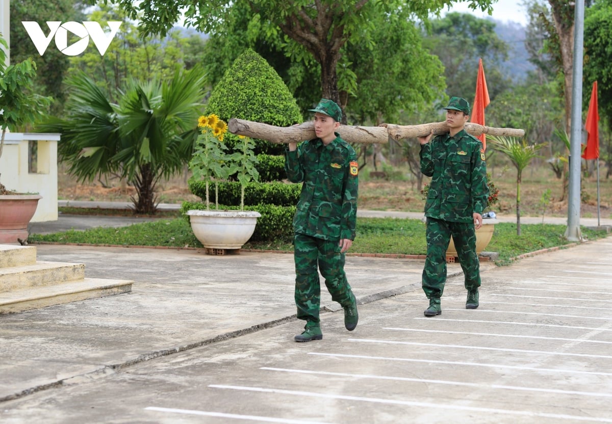 tan binh bien phong Dak lak nhung thu thach dau tien tren thao truong hinh anh 1