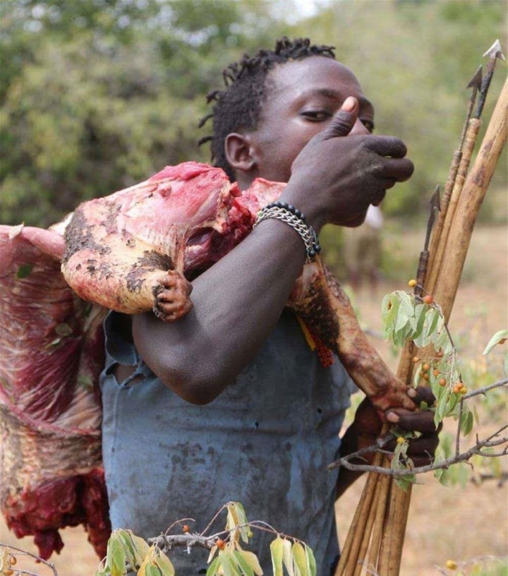 Tribu extraña, prefiere morir de hambre antes que cultivar, no sabe lo que es el dinero - 2