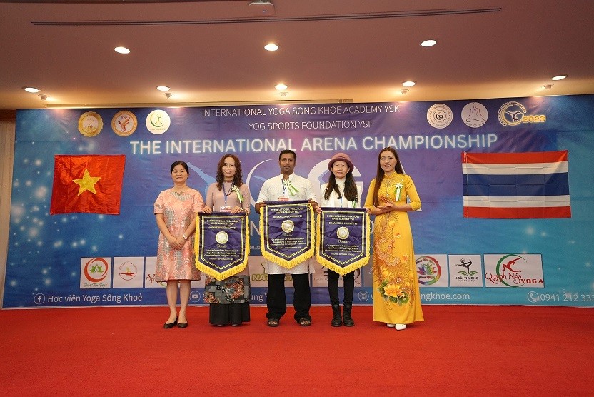 120 vận động viên tham dự Giải vô địch đấu trường Yoga Asana và Flow Yoga Quốc tế 2023