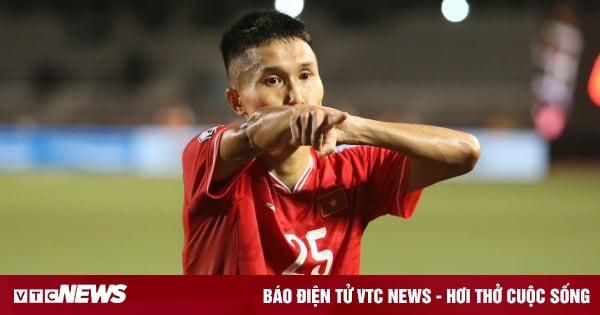 Vietnam players are too strong, coach prays no injuries