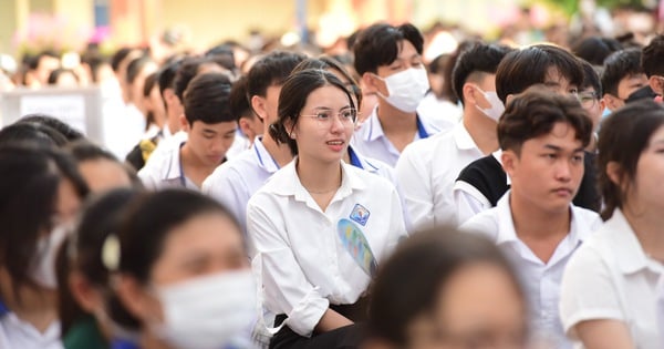 Admissions consulting this morning in Tien Giang, Hai Duong