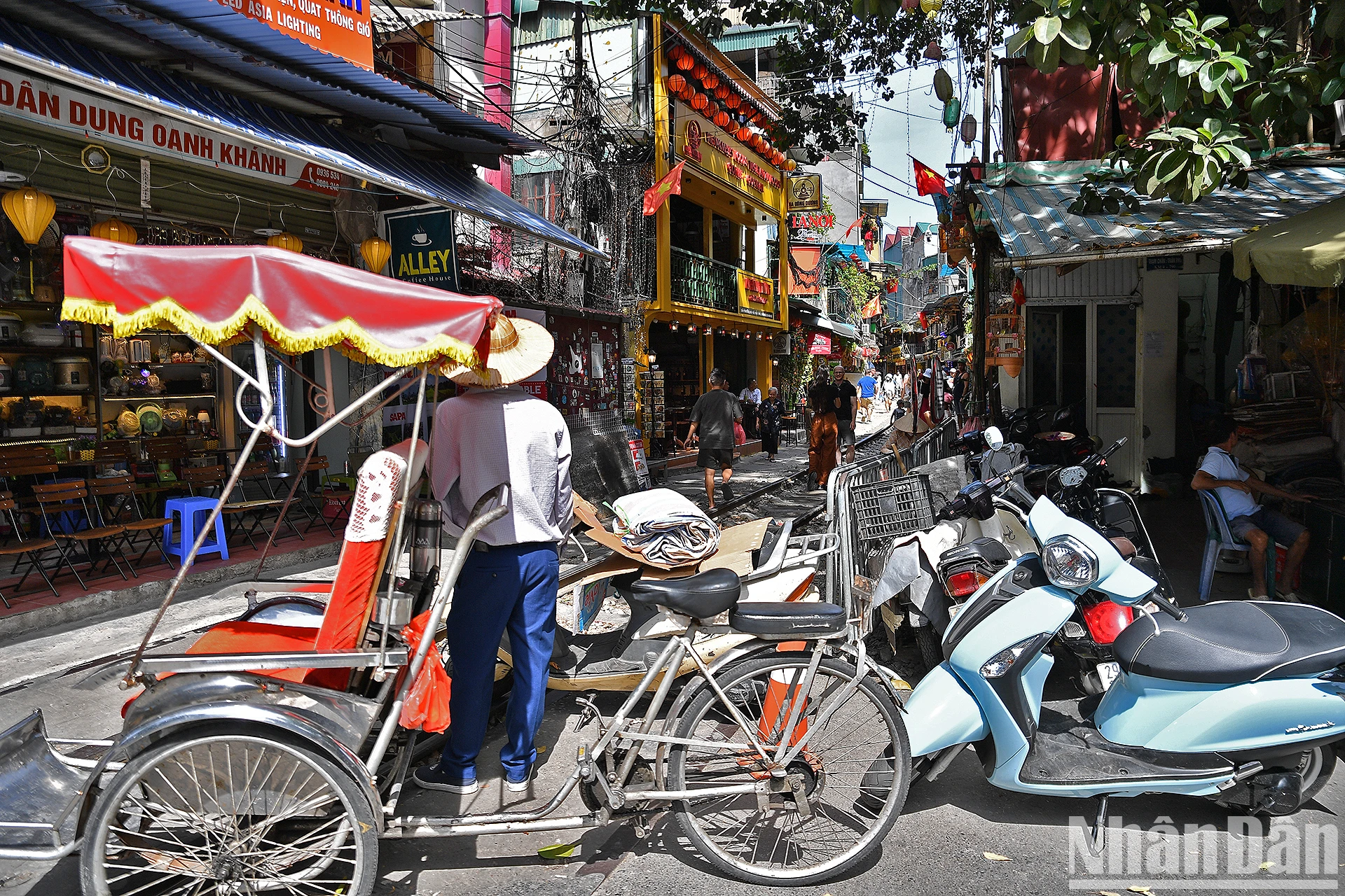 [Photo] การค้นหาแนวทางที่ลงตัวและมีประสิทธิภาพสำหรับ “ร้านกาแฟริมถนนบนรถไฟ” ภาพที่ 4