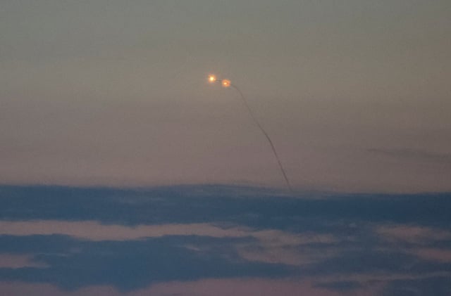 Chiến sự ngày 482: Ukraine hứng đợt tấn công lớn bằng UAV; Nga cảnh báo về Crimea - Ảnh 1.