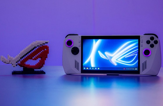 ROG Ally, a handheld gaming console on Windows 11 platform... costs nearly 20 million VND photo 4