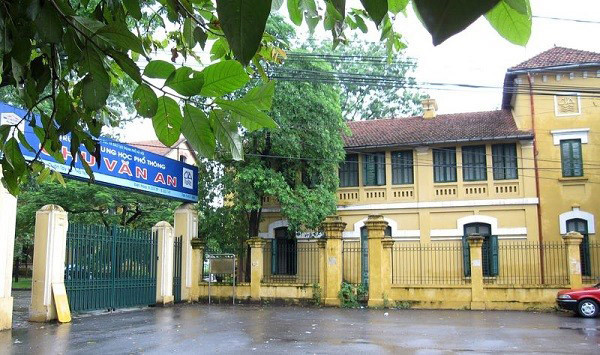 chu-van-an-tay-high-school-ha-noi.jpg -0