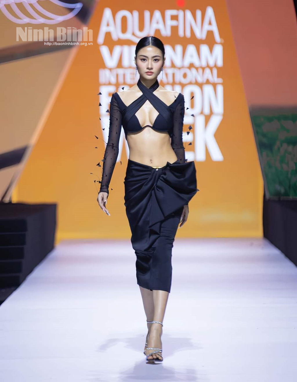 ผู้เข้าแข่งขันนิงห์บิ่ญโดดเด่นในรอบสุดท้ายของรายการ The Face Vietnam 2023