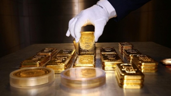 World gold price at historic high, domestic 999.9 gold ring price exceeds 71 ​​million VND/tael