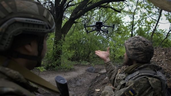 Luftangriffe in der Hauptstadt, Kiew spricht über den Zeitpunkt des Gegenangriffs, russische Wagner-Truppen ziehen sich aus Bachmut zurück