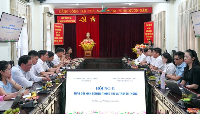 Trao đổi kinh nghiệm công tác thông tin