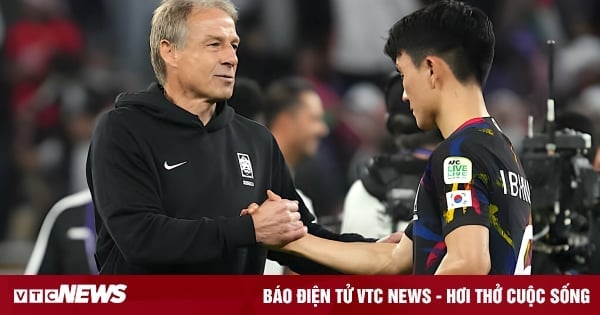 Chủ tịch LĐBĐ Hàn Quốc phải bỏ tiền túi đền bù cho HLV Klinsmann