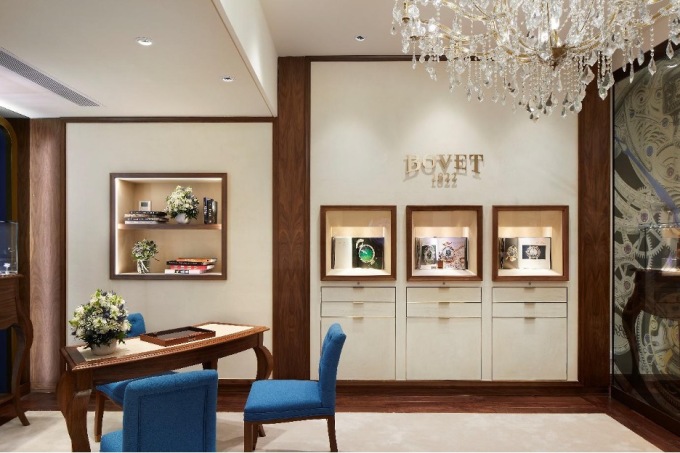 Пространство внутри бутика Bovet 1822.
