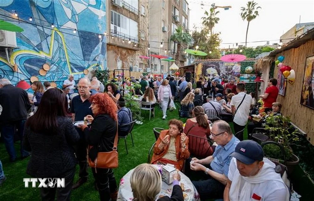 Un espacio cultural y culinario vietnamita en Israel. (Foto: Vu Hoi/VNA)