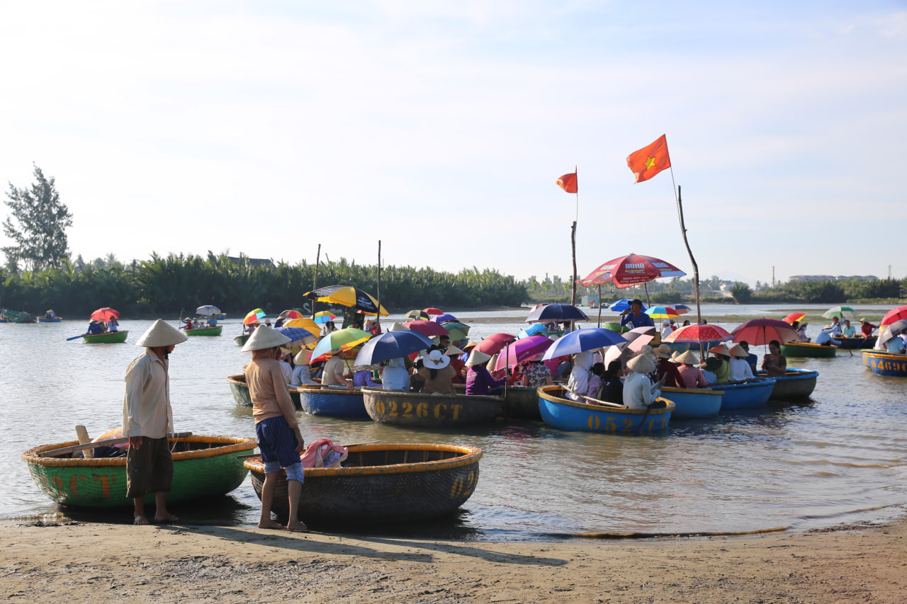 Amri 16 - Vietnam 2023 - Album 08