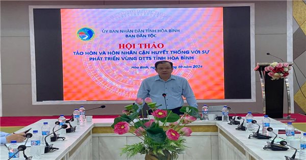 Séminaire sur « Le mariage précoce et le mariage consanguin avec le développement des zones de minorités ethniques dans la province de Hoa Binh »