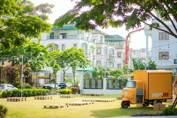 โรงแรมและวิลล่าที่คุณ Nhung ทำงานอยู่ก็ประสบปัญหาไฟฟ้าดับเช่นกัน ภาพ: Booking