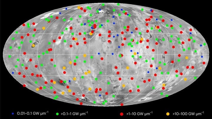 Io está cubierto de cientos de volcanes. Este es el mundo con mayor actividad volcánica del Sistema Solar. (Foto: Nature Astronomy/Creative Commons Attribution 4.0)