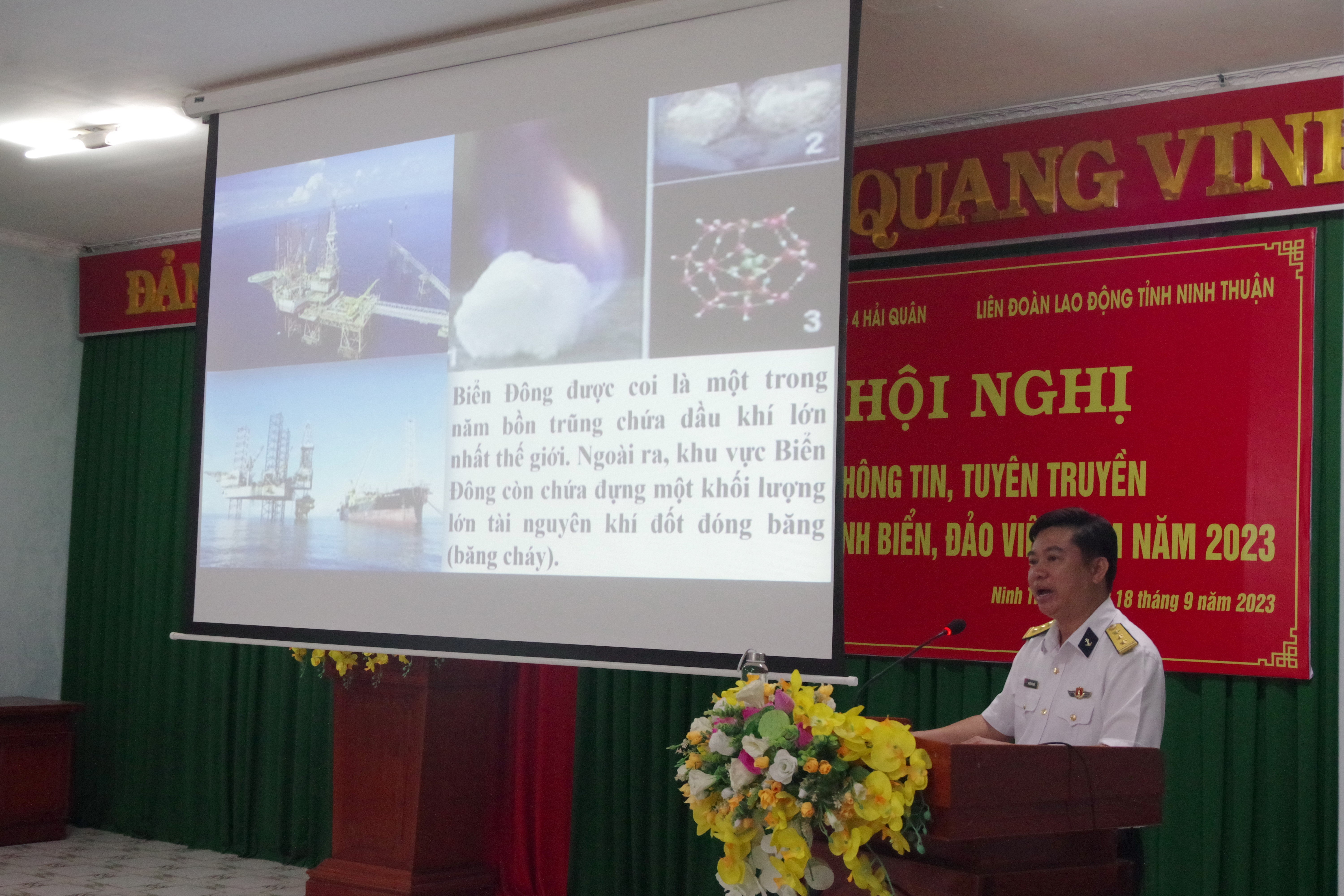 Event - Propaganda about the situation of sea and islands for people in Ninh Thuan province (Image 2).