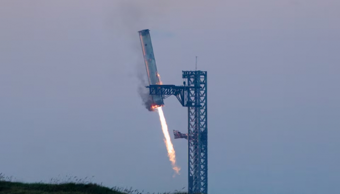 Video kỳ tích SpaceX phóng và thu lại được tên lửa khổng lồ